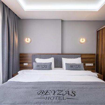 Beyzas Hotels & Suites Istanbul Bagian luar foto