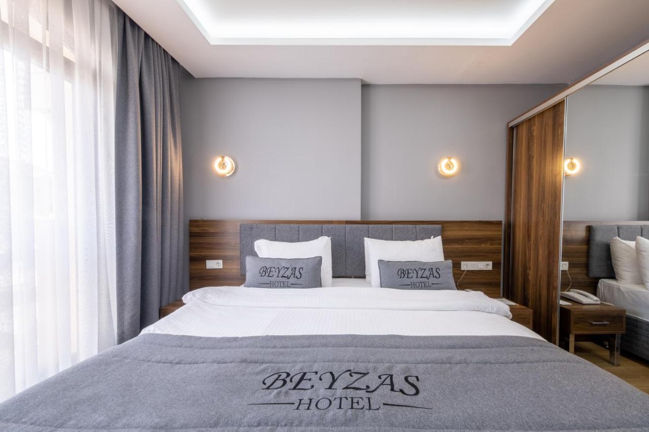 Beyzas Hotels & Suites Istanbul Bagian luar foto